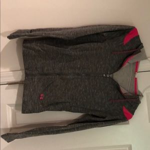 Under armour zip up hoodie. Women’s small.